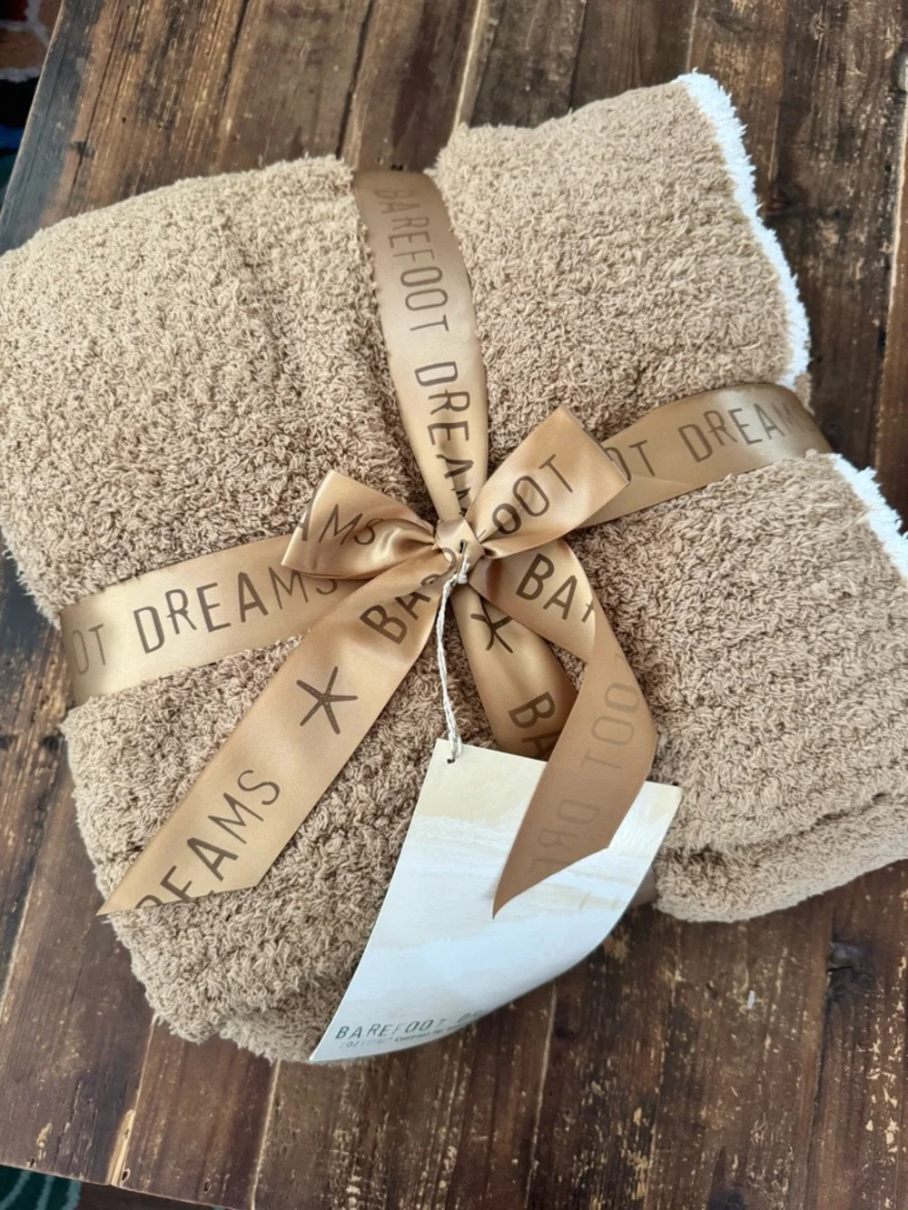 NEW! Barefoot Dreams Cozy Chic Rib Trim Throw